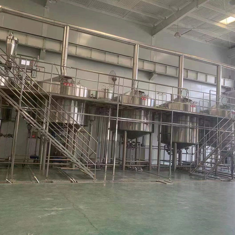 老城精酿啤酒设备厂—平面布置、设备设计、制造、调试、培训等一条龙服务_COPY